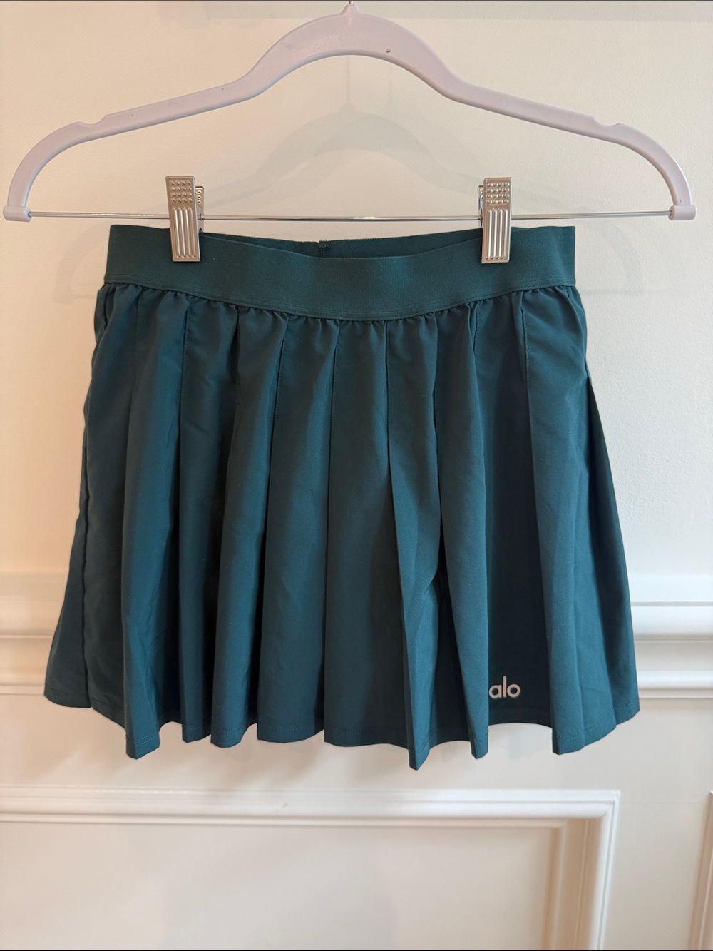 ALO Yoga Varsity Tennis Skirt XS in Midnight Green